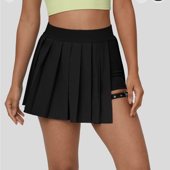 HALARA Skirts Halara Viral Buckle Skirt Skort L Nwt But Wrinkly